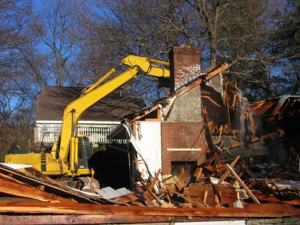 Basic Steps to Demolish a House